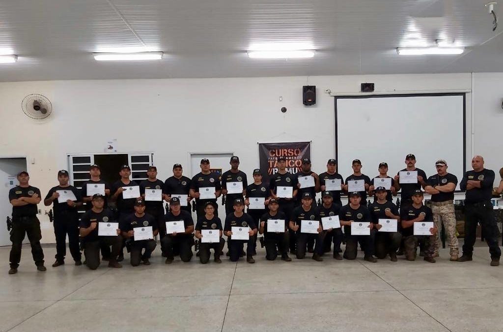 GCM de Botucatu realiza Curso de Patrulhamento Tático Especializado em Araras